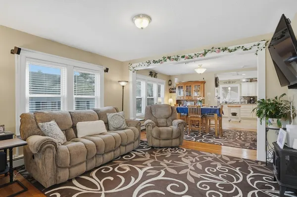 $439,900 | 84 Eureka Street, Worcester, MA 01603