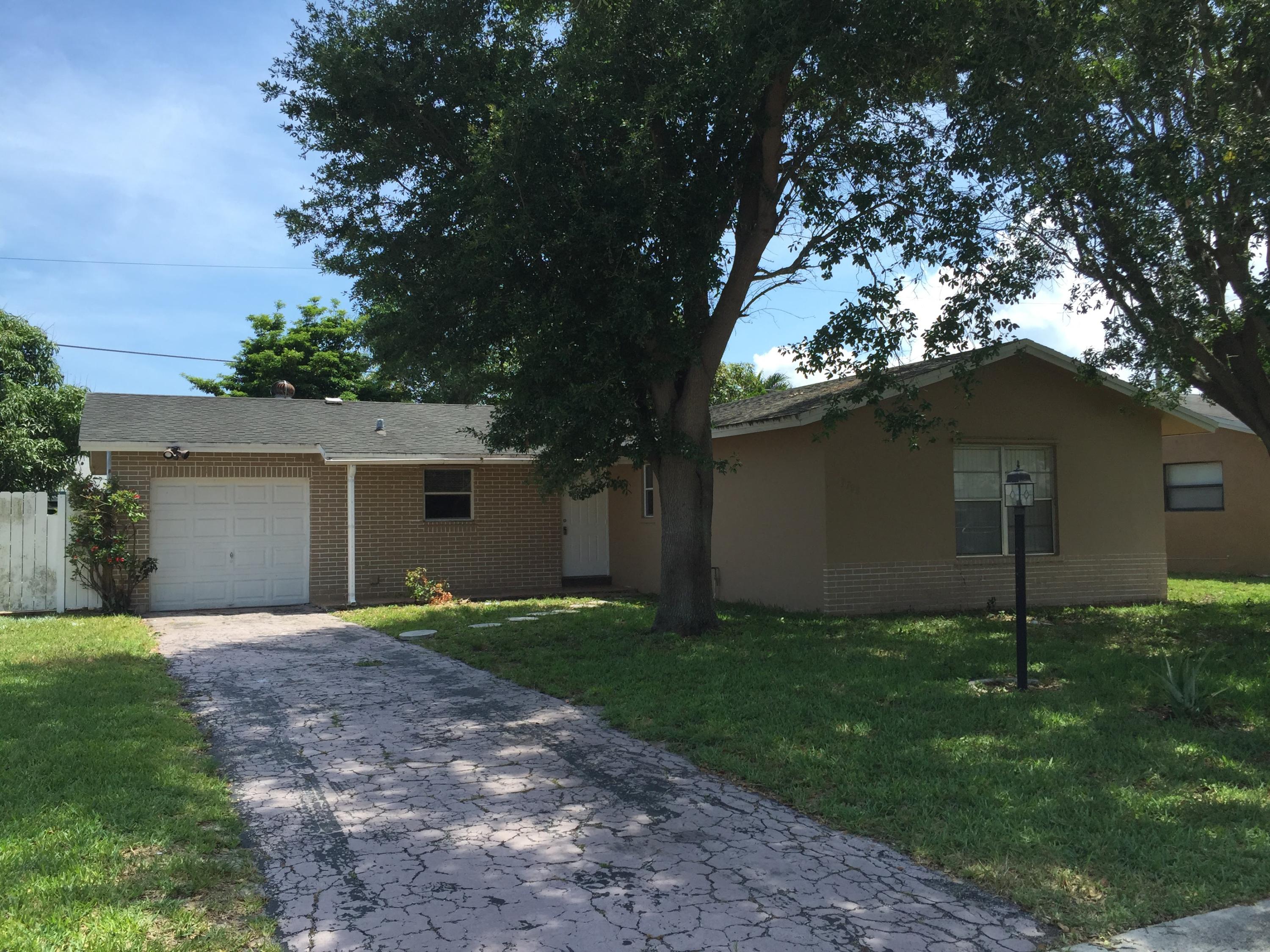 9708 Southwest 1st Place Boca Raton, FL 33428 - Photo 1 of 10 front