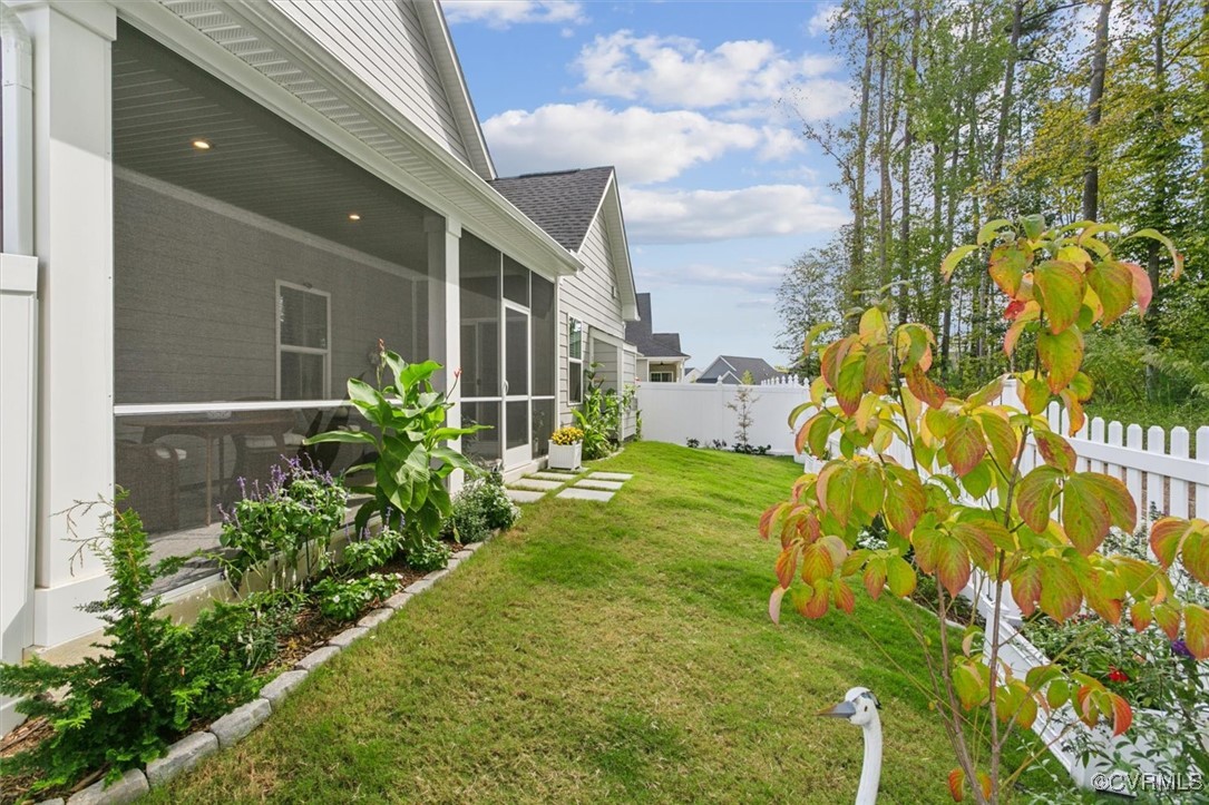 115 Apprentice Landing Williamsburg, VA 23185 - Photo 3 of 49 a view of yard with pathway