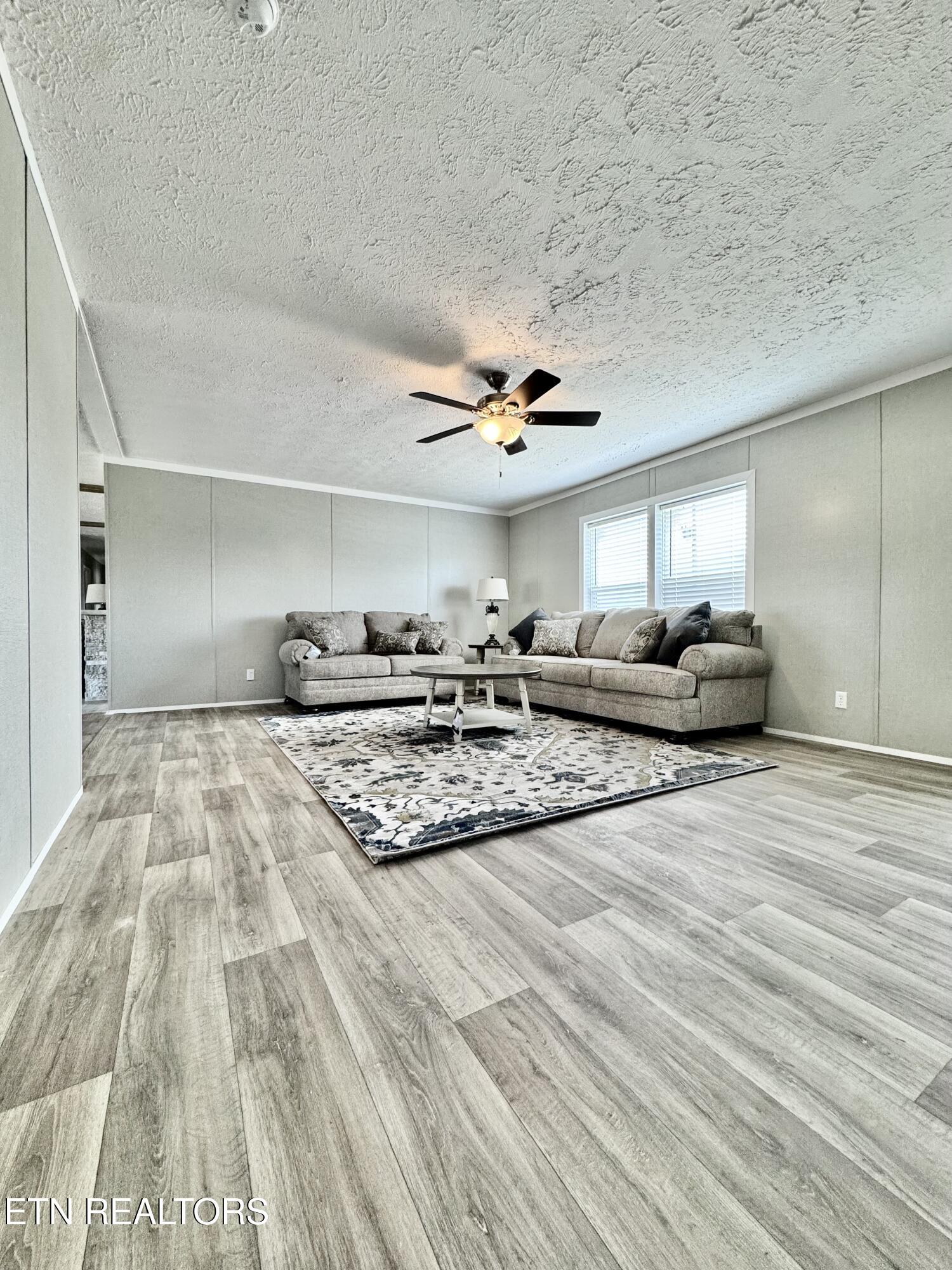 320 Perkey Way Tazewell, TN 37879 - Photo 5 of 19 IMG_3471