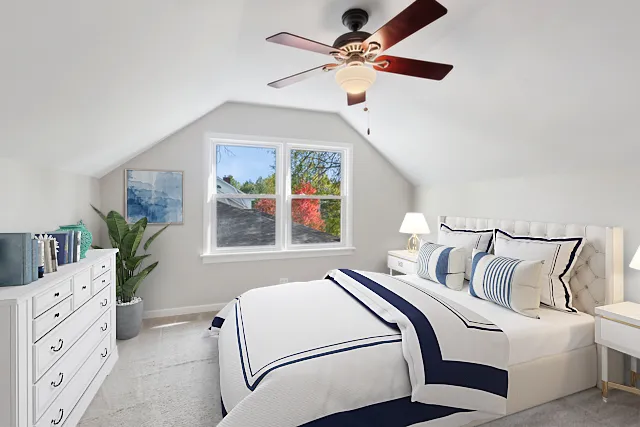 $559,900 | 270 Hawthorne Boulevard, Glen Ellyn, IL 60137