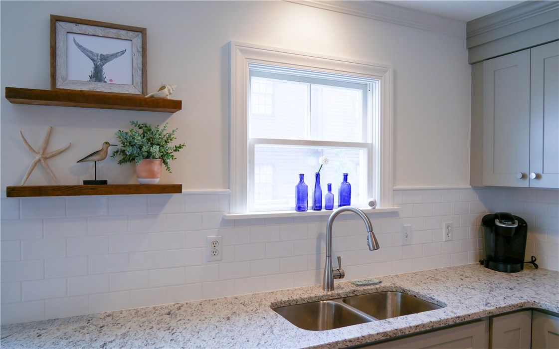 45 2nd Street Newport, RI 02840 - Photo 8 of 23