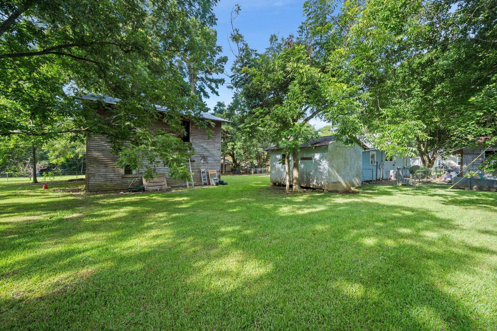 901 B D'Olive Street Bay Minette, AL 36507 - Photo 25 of 29 Yard
