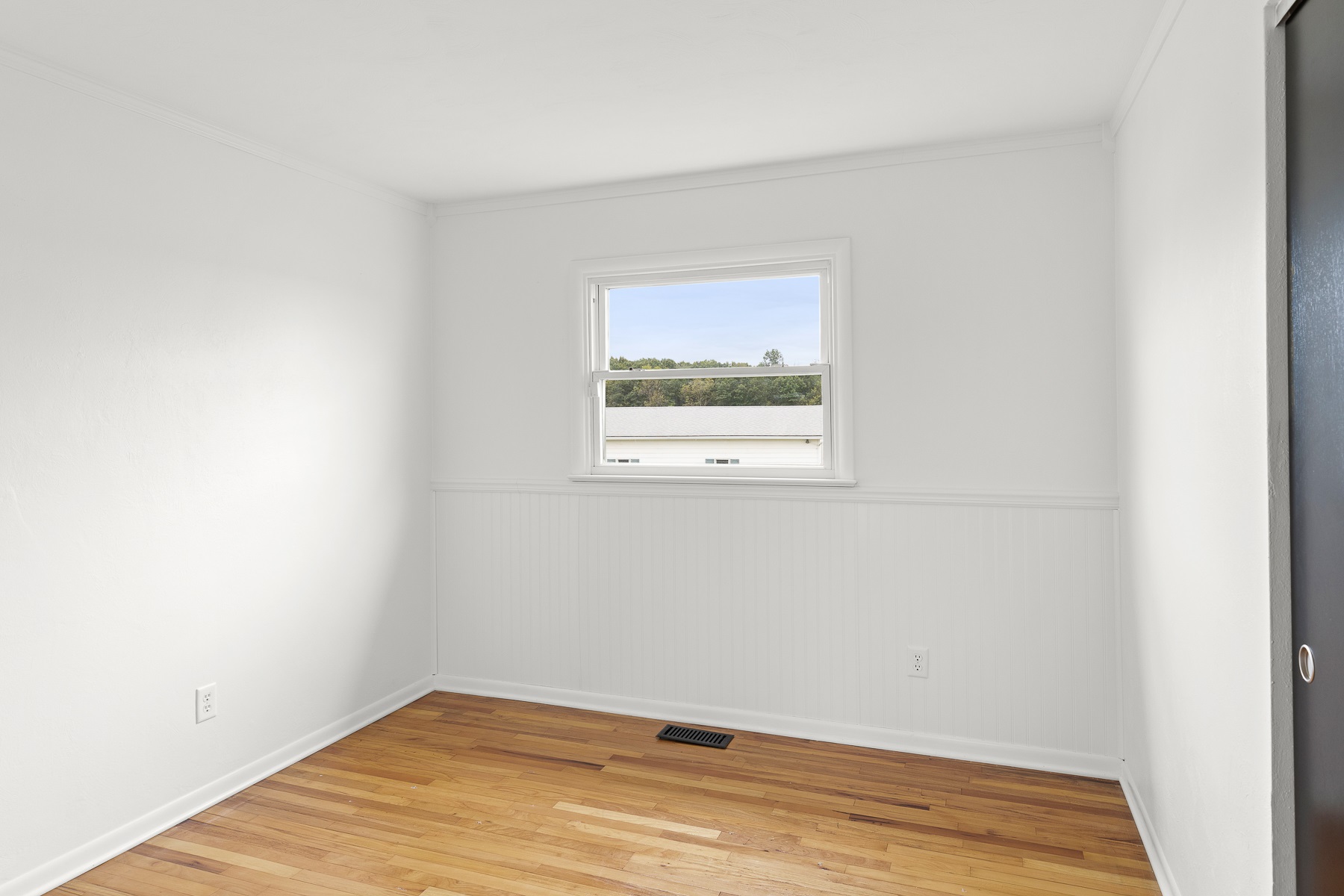 13601 Leesburg Road Fort Wayne, IN 46818 - Photo 21 of 31