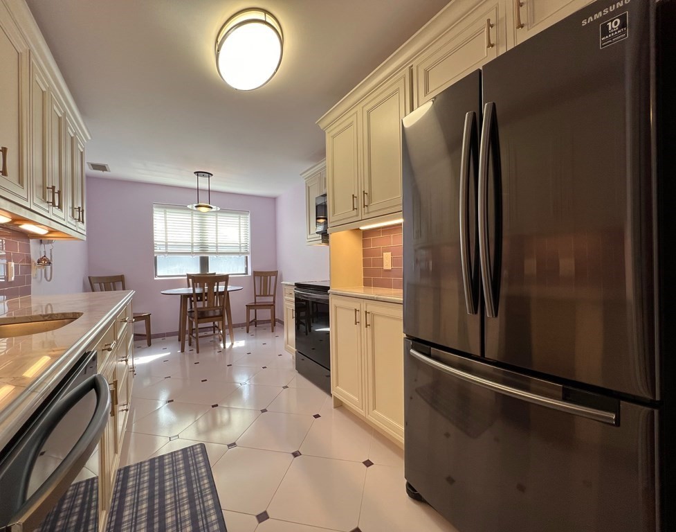 3 Seal Harbor Road, Unit 231 Winthrop, MA 02152 - Photo 6 of 28 Gallery Image 6