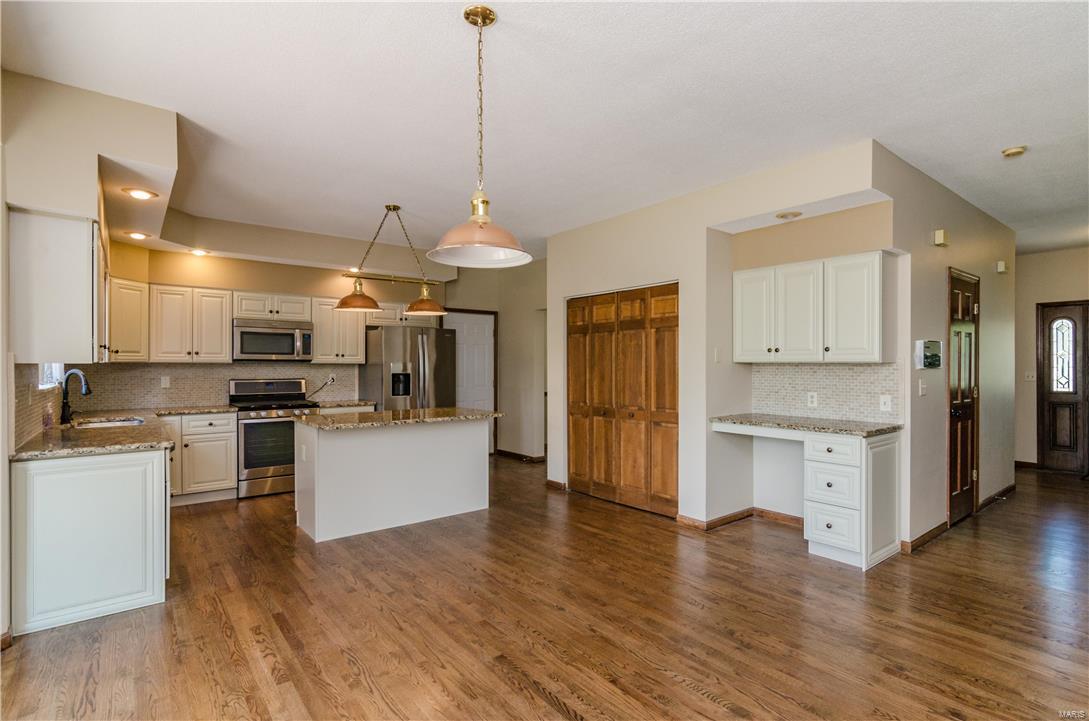 3742 Boatmans Point Shiloh, IL 62221 - Photo 16 of 42 Gallery Image 16