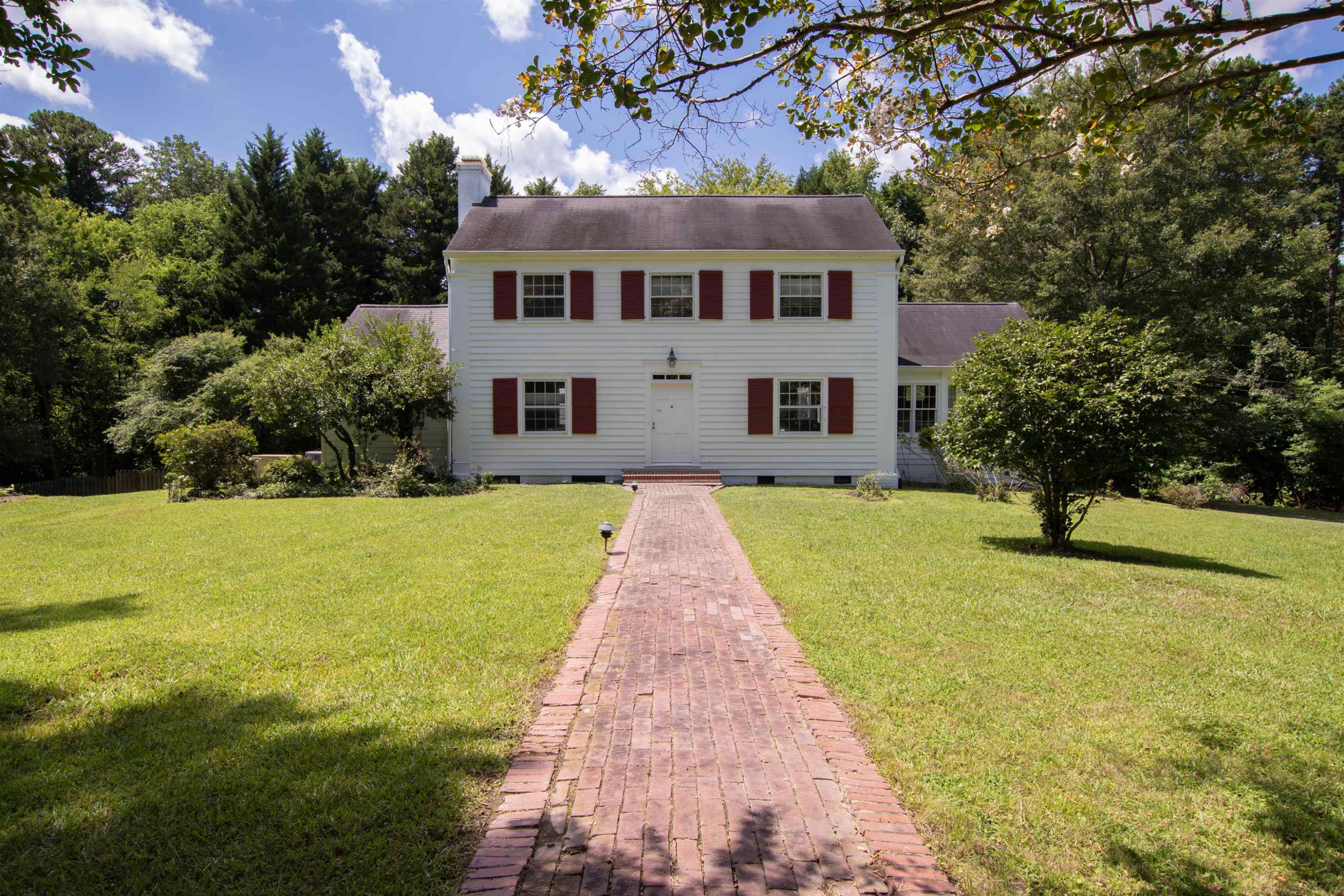 11 Buttons Road Chapel Hill, NC 27514 - Photo 1 of 54 Photo 1