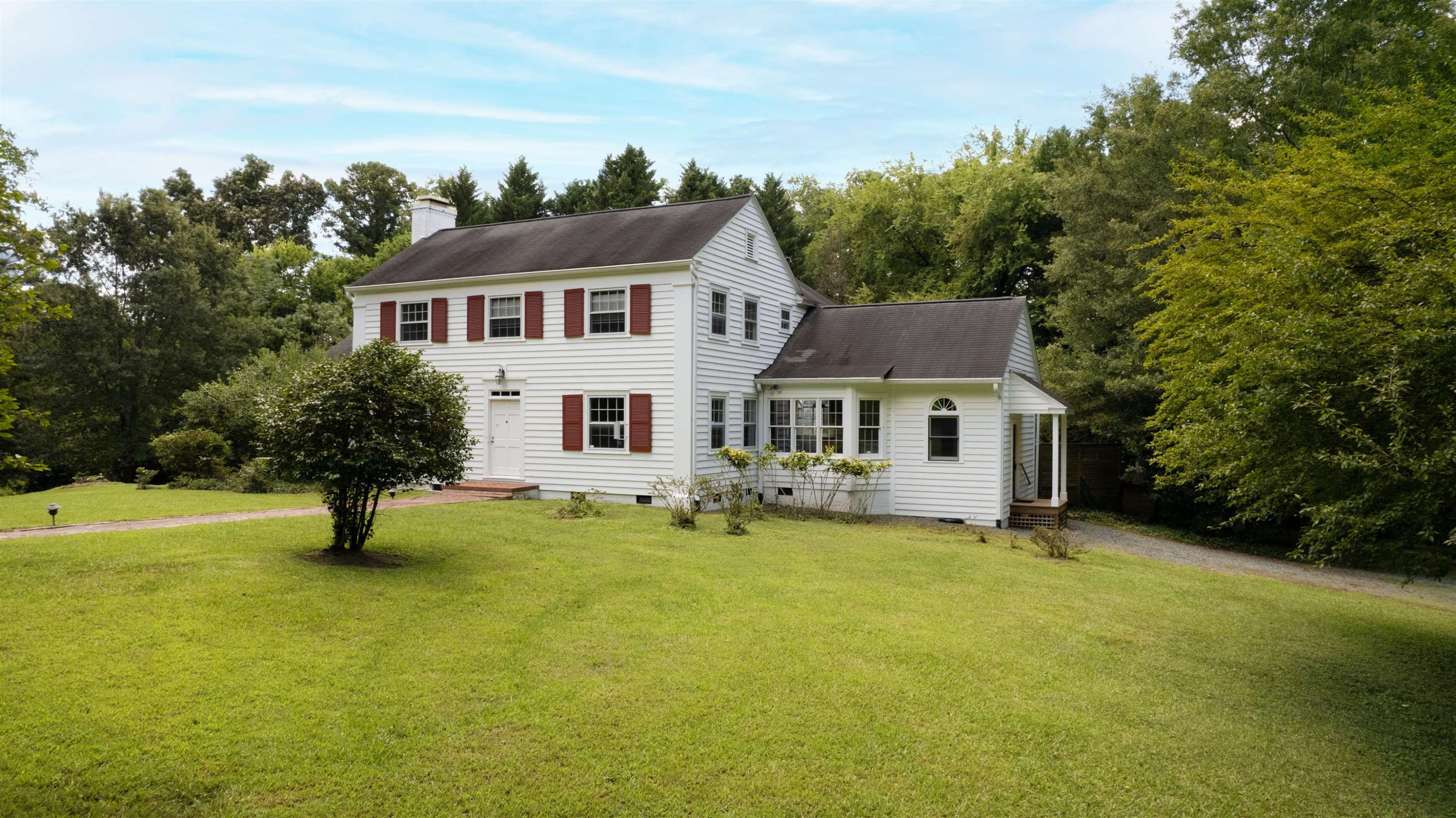 11 Buttons Road Chapel Hill, NC 27514 - Photo 6 of 54 Photo 6