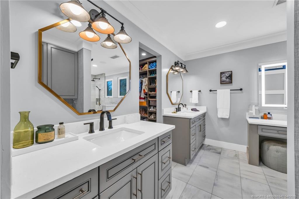 1410 A Southwest Palm City Road, Unit A Stuart, FL 34994 - Photo 34 of 79 Gallery Image 34