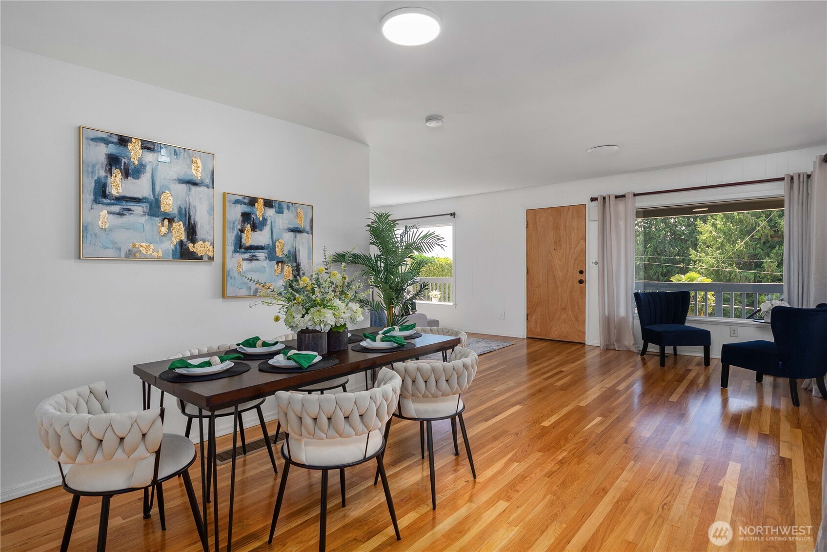 5138 South Myrtle Street Seattle, WA 98118 - Photo 4 of 39 Gallery Image 4