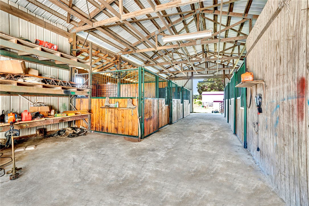 313 Henderson Road Gray Court, SC 29645 - Photo 17 of 48