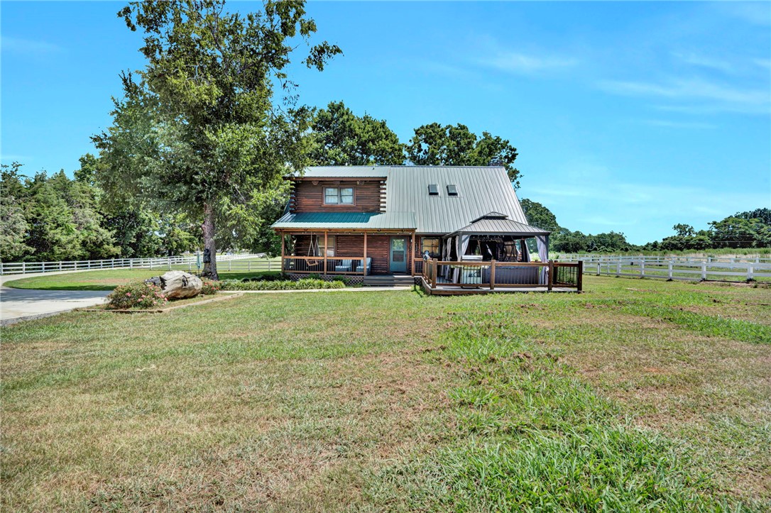 313 Henderson Road Gray Court, SC 29645 - Photo 2 of 48