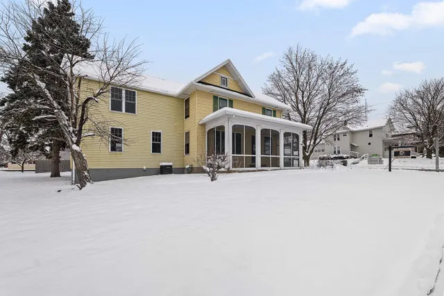 $260,000 | 701 North Center Street, Beaver Dam, WI 53916