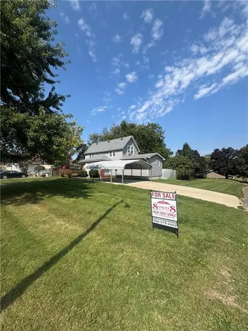 $155,500 | 204 West 3rd Street, Stanberry, MO 64489