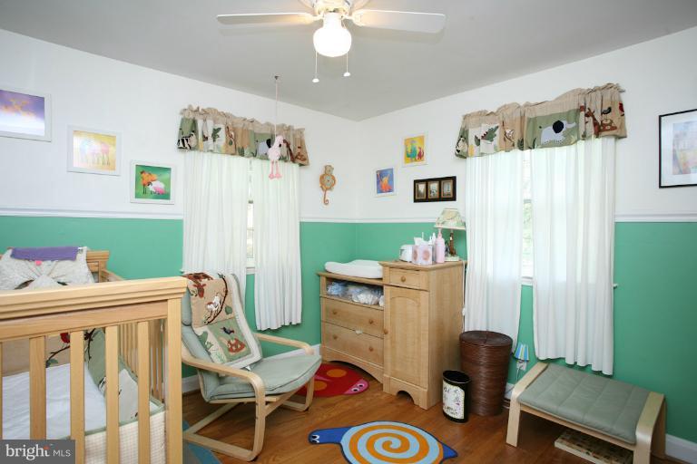 5505 Springlake Way Baltimore, MD 21212 - Photo 4 of 18 Bedroom
