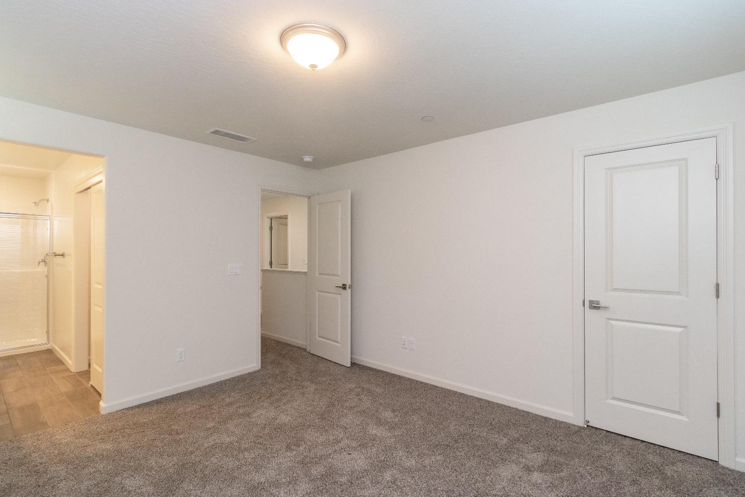 512 Pioneer Lane Clovis, CA 93619 - Photo 14 of 17 a view of an empty room