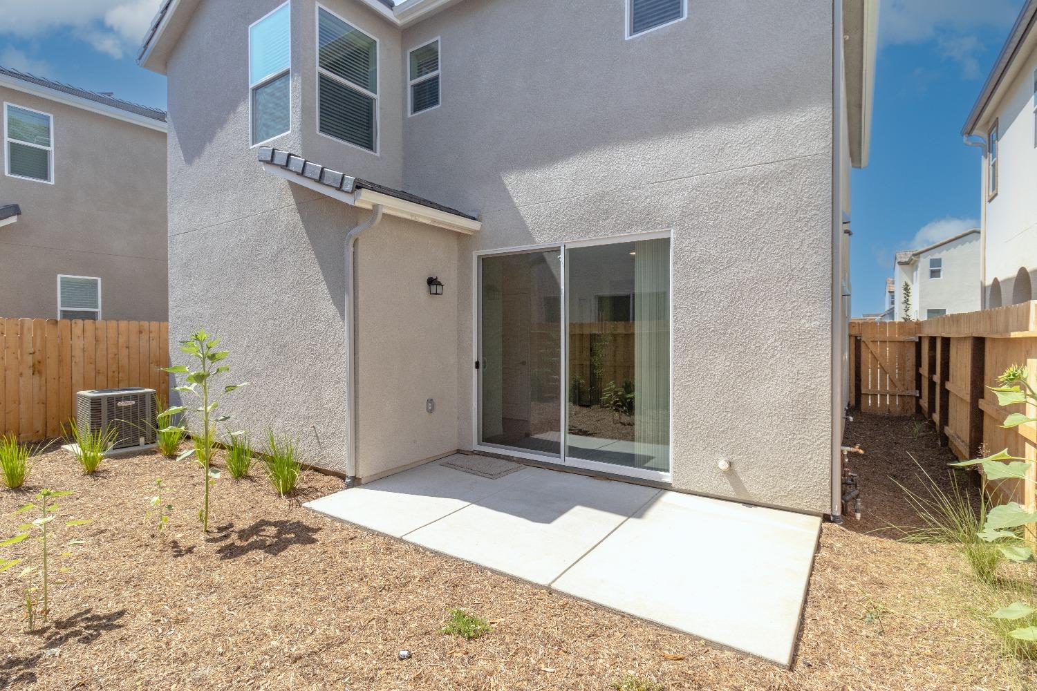 512 Pioneer Lane Clovis, CA 93619 - Photo 17 of 17 a view of a entryway of the house