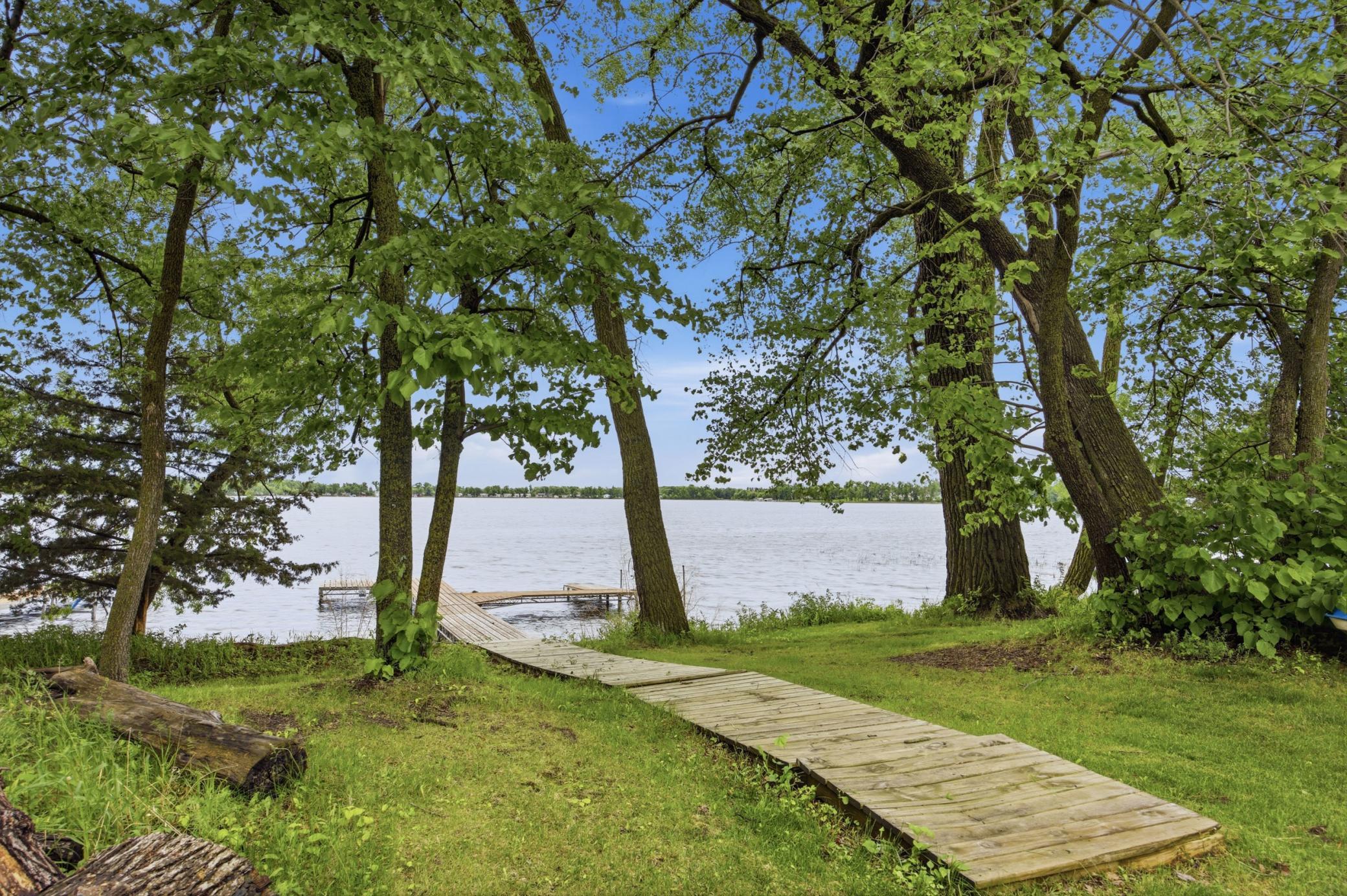 27025 North Little Floyd Lake Road Detroit Lakes, MN 56501 - Photo 19 of 32