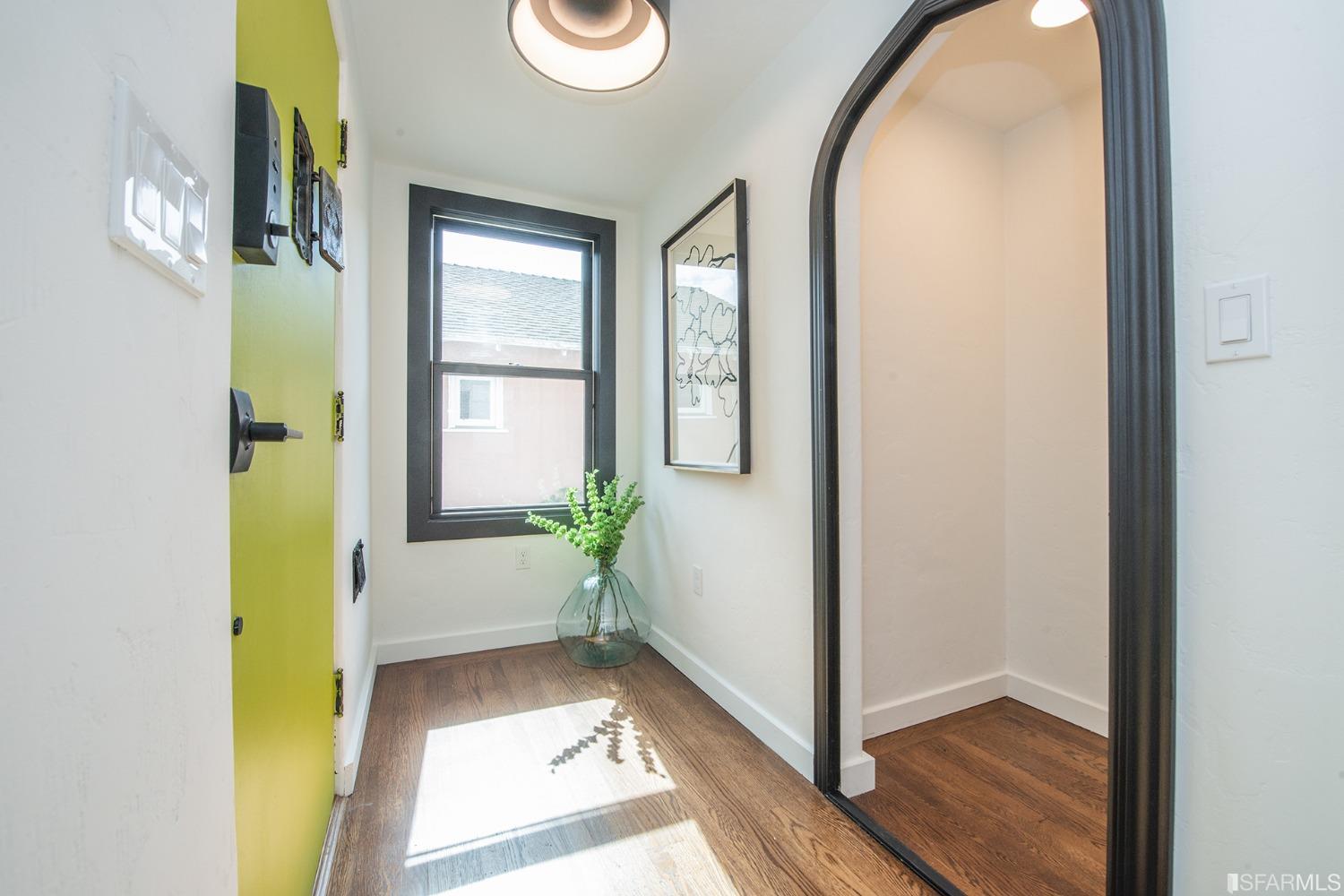 2422 Bonar Street Berkeley, CA 94702 - Photo 6 of 54