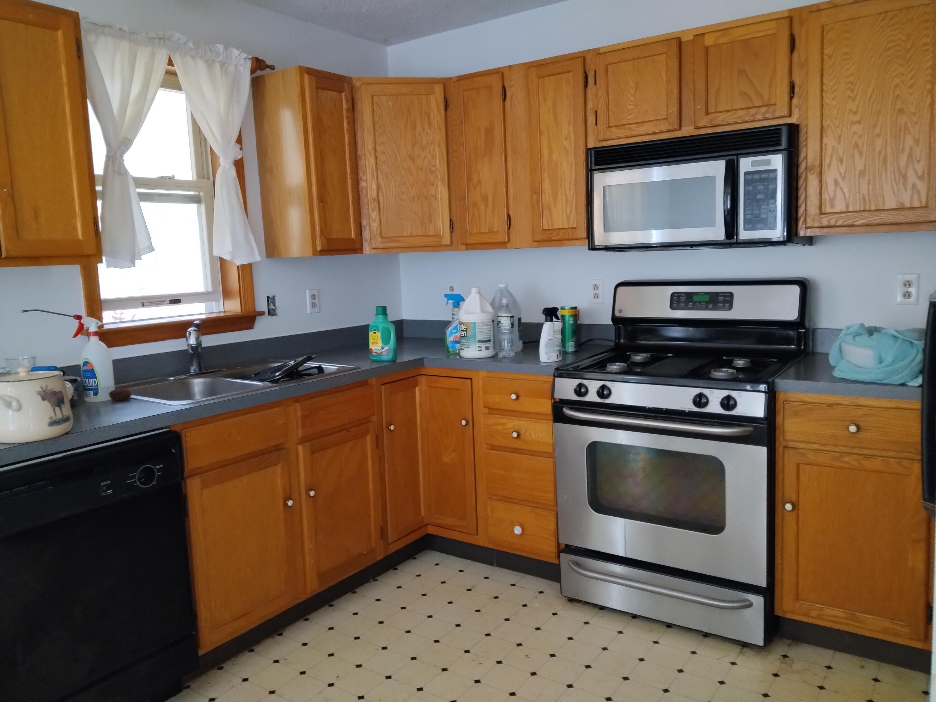 587 North Searsport Road Prospect, ME 04981 - Photo 5 of 15 IMG_20221020_142807