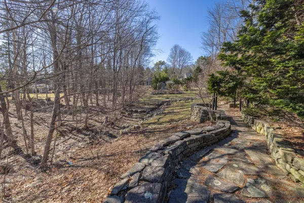 $1,500,000 | 12 School Street, Rockport, ME 04856