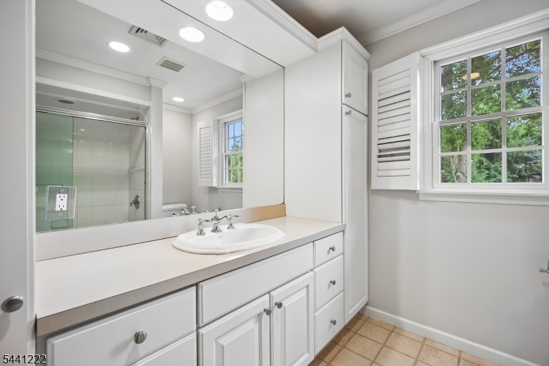 11 Wordsworth Road Short Hills, NJ 07078 - Photo 23 of 44