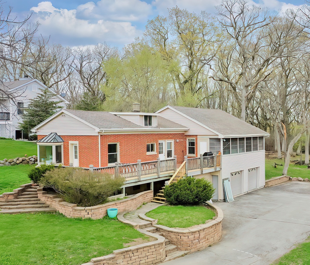 28660 Golf View Drive Spring Grove, IL 60081 - Photo 17 of 25 front view of a house with a yard