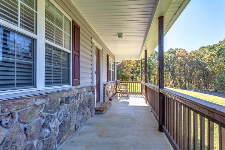 1367 Murrayville Road La Follette, TN 37766 - Photo 6 of 38 Gallery Image 6