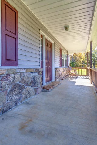 1367 Murrayville Road La Follette, TN 37766 - Photo 7 of 38 Gallery Image 7