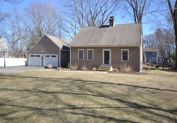 $570,000 | 180 Highland Street, Holden, MA 01520
