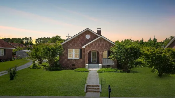 $179,900 | 108 Eastman Street, Greenwood, SC 29649