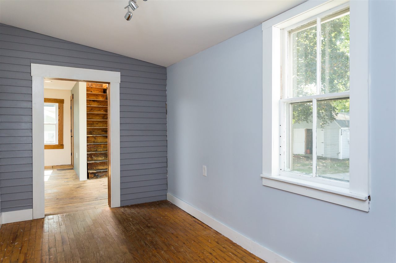 26 Grove Street Rochester, NH 03868 - Photo 15 of 40