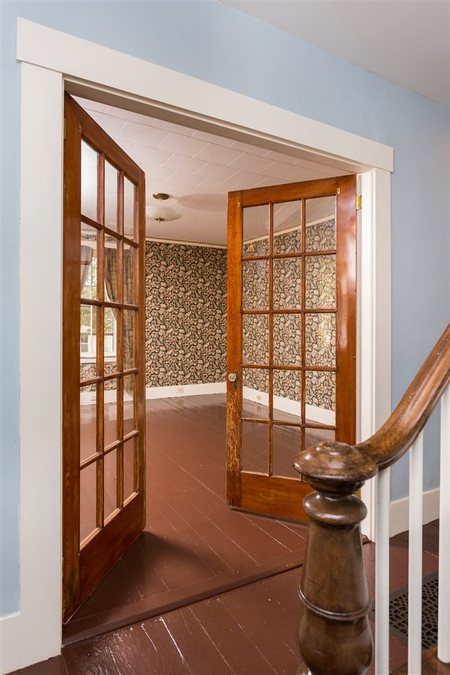 26 Grove Street Rochester, NH 03868 - Photo 4 of 40