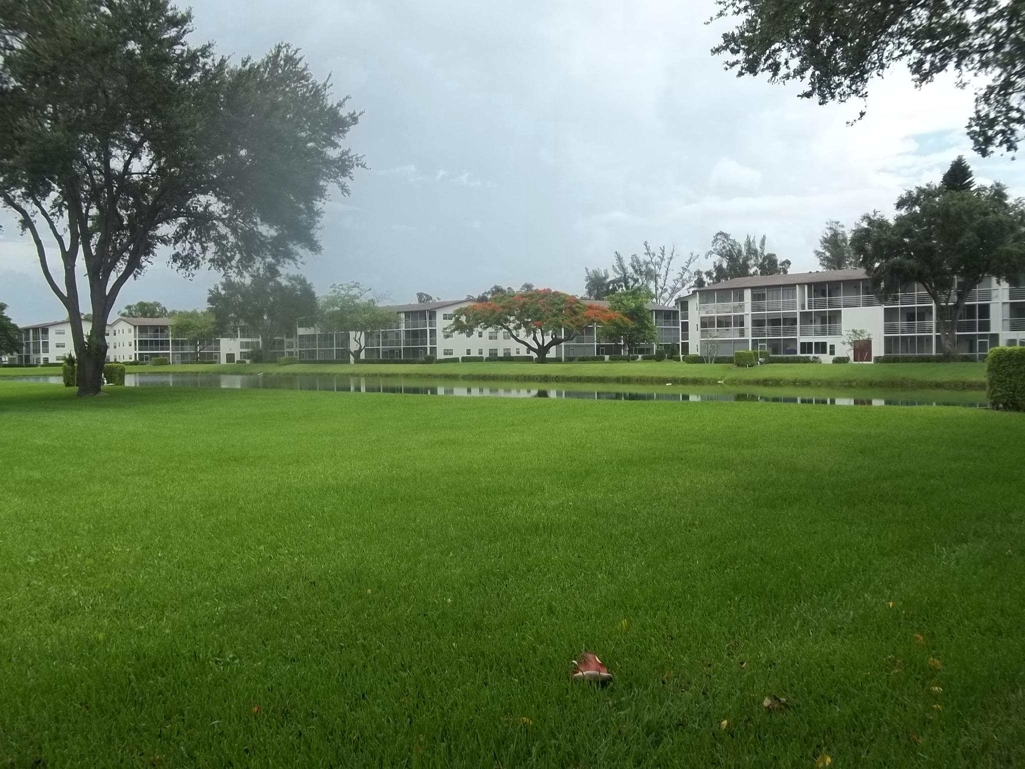 383 Fanshaw, Unit J Boca Raton, FL 33434 - Photo 2 of 7 100_2003