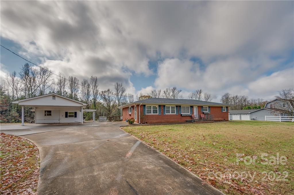624 Webb Road Ellenboro, NC 28040 - Photo 3 of 41 Gallery Image 3