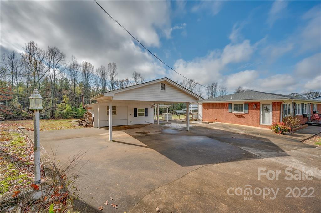 624 Webb Road Ellenboro, NC 28040 - Photo 6 of 41 Gallery Image 6