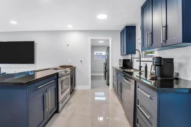 $3,400 | 5070 Southwest 94th Terrace, Cooper City, FL 33328