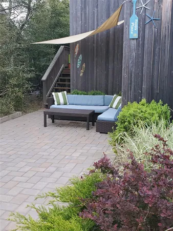 $6,000 | 437 Dehnhoff Walk, Ocean Beach, NY 11770