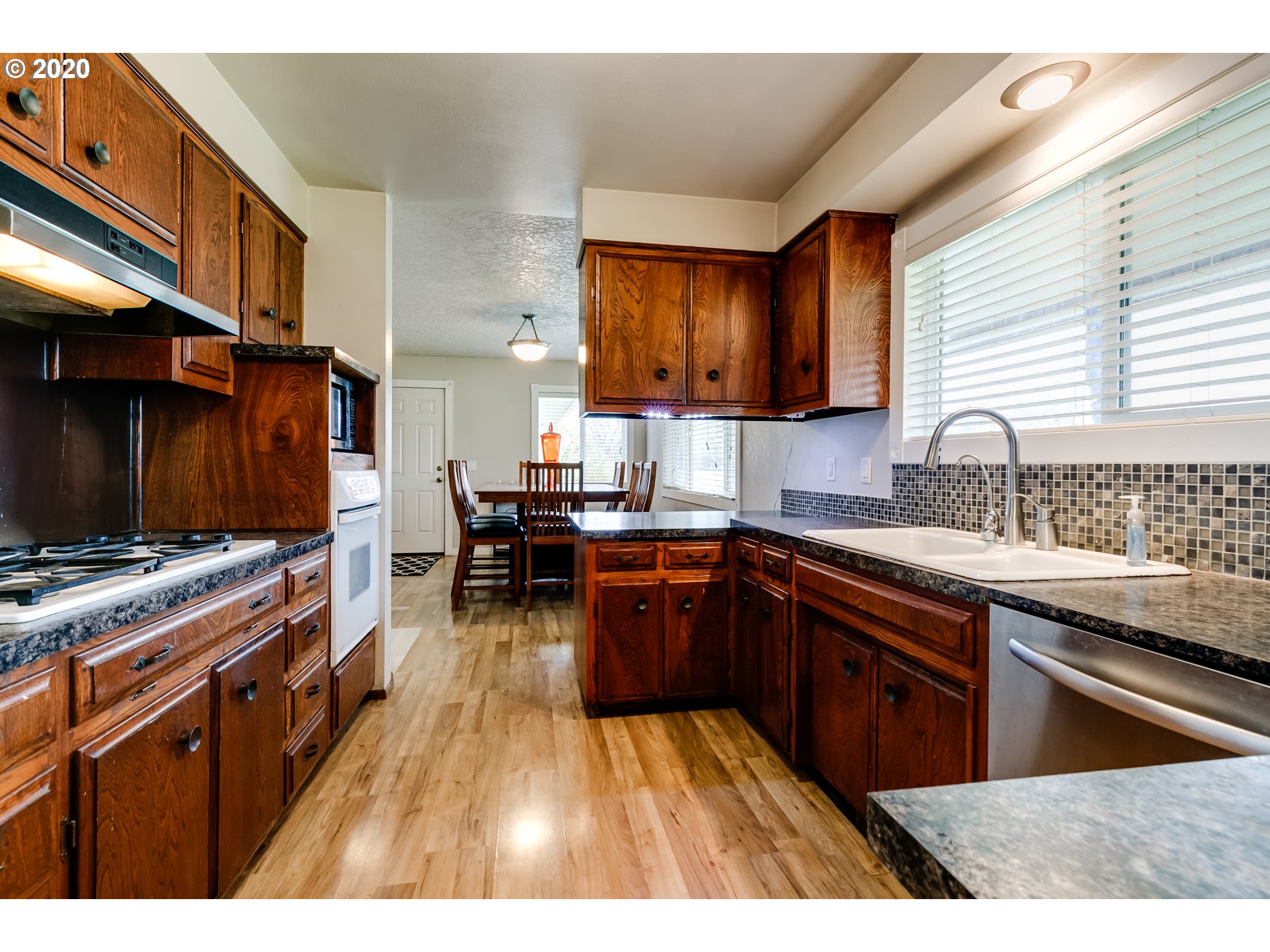 93769 Prairie Road Junction City, OR 97448 - Photo 8 of 27 Gallery Image 8