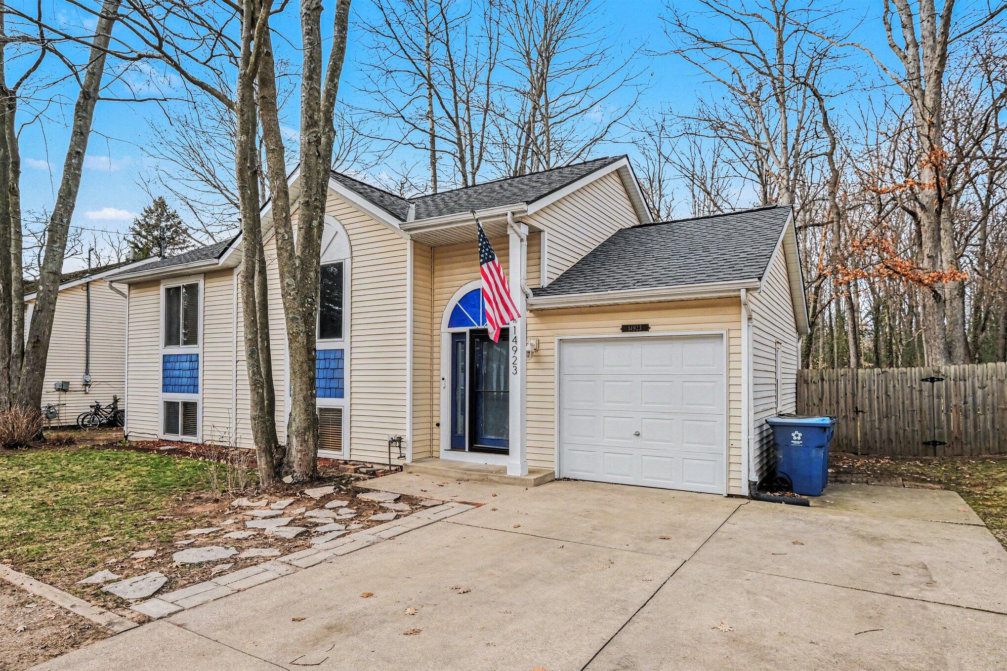 14923 Minetta Avenue Spring Lake, MI 49456 - Photo 17 of 21 EAST VIEW