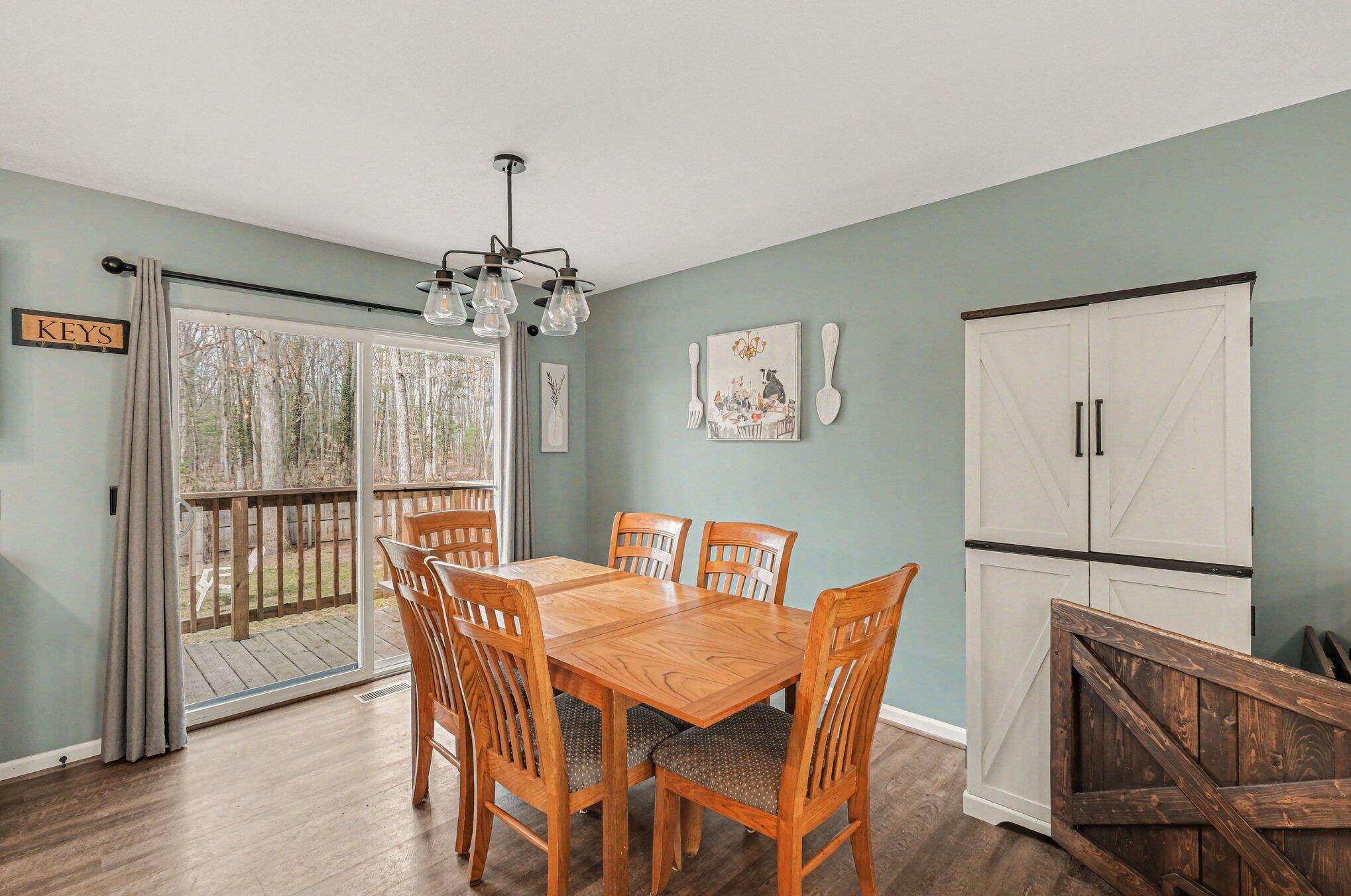 14923 Minetta Avenue Spring Lake, MI 49456 - Photo 5 of 21 DINING AREA