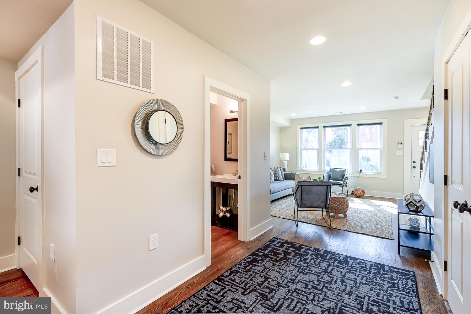 1726 R Street Southeast Washington, DC 20020 - Photo 7 of 36 Gallery Image 7