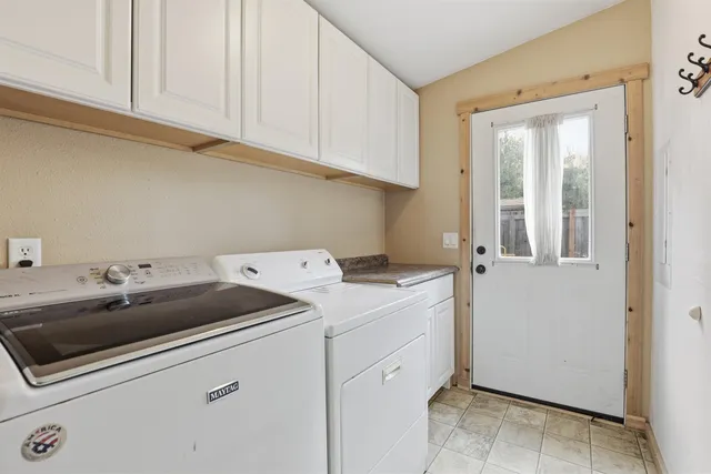 $229,000 | 237 8th Avenue, Ione, WA 99139