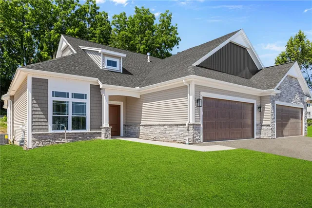 $526,000 | 1 Eagle Hollow, Fairport, NY 14450