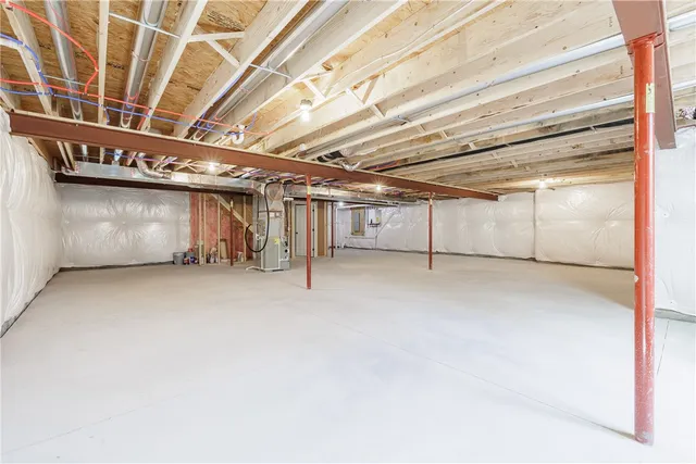 $526,000 | 1 Eagle Hollow, Fairport, NY 14450