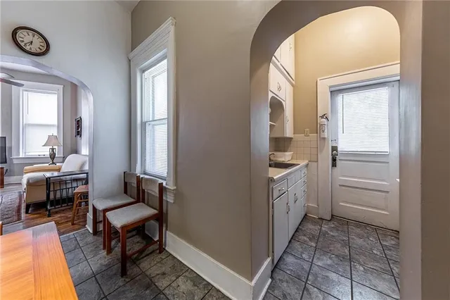 $468,000 | 2120 Faraon Street, St. Joseph, MO 64501