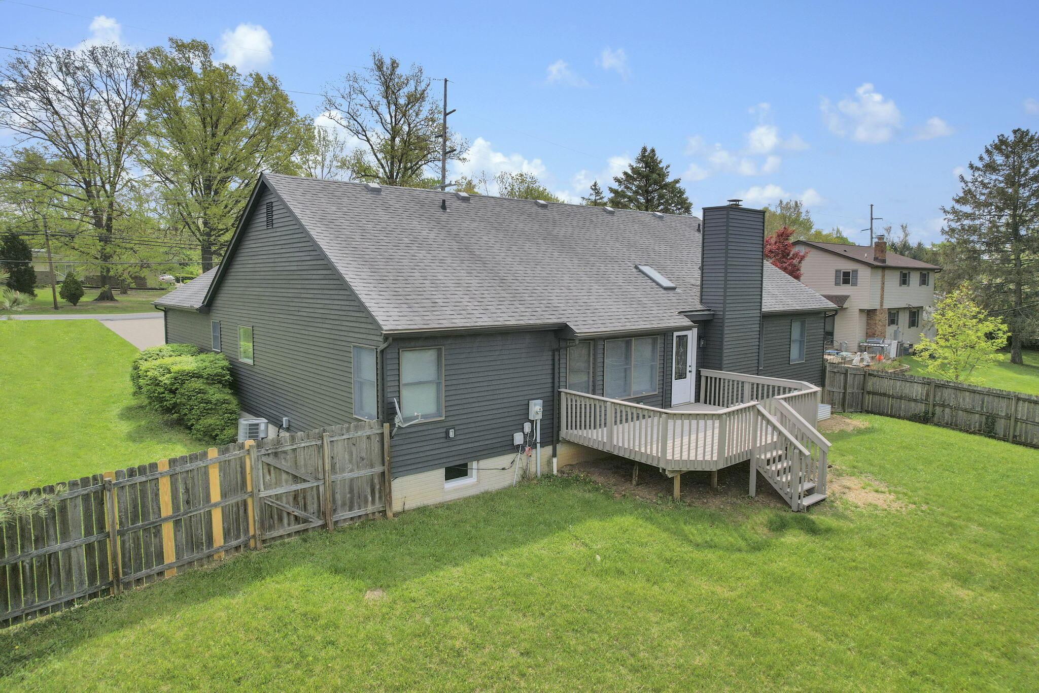 845 McNaughten Road Columbus, OH 43213 - Photo 58 of 63 70-web-or-mls-DJI_0370