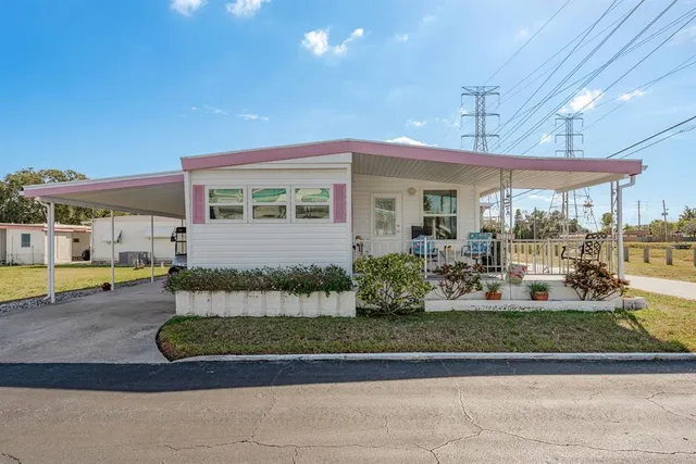 a view of a house with entertaining space