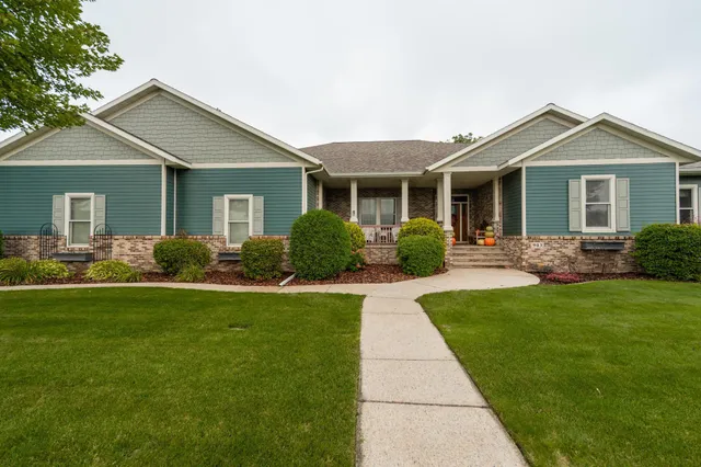 $635,000 | 903 13th Street South, Benson, MN 56215