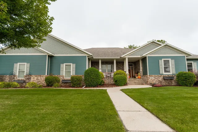 $635,000 | 903 13th Street South, Benson, MN 56215